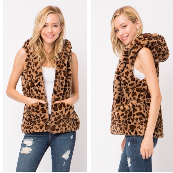 Leopard Print Vegan Fur Vests - Picture 1 of 3